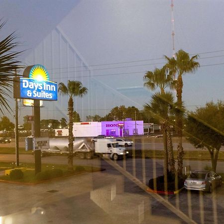 Days Inn & Suites By Wyndham Houston North/Aldine Exteriör bild