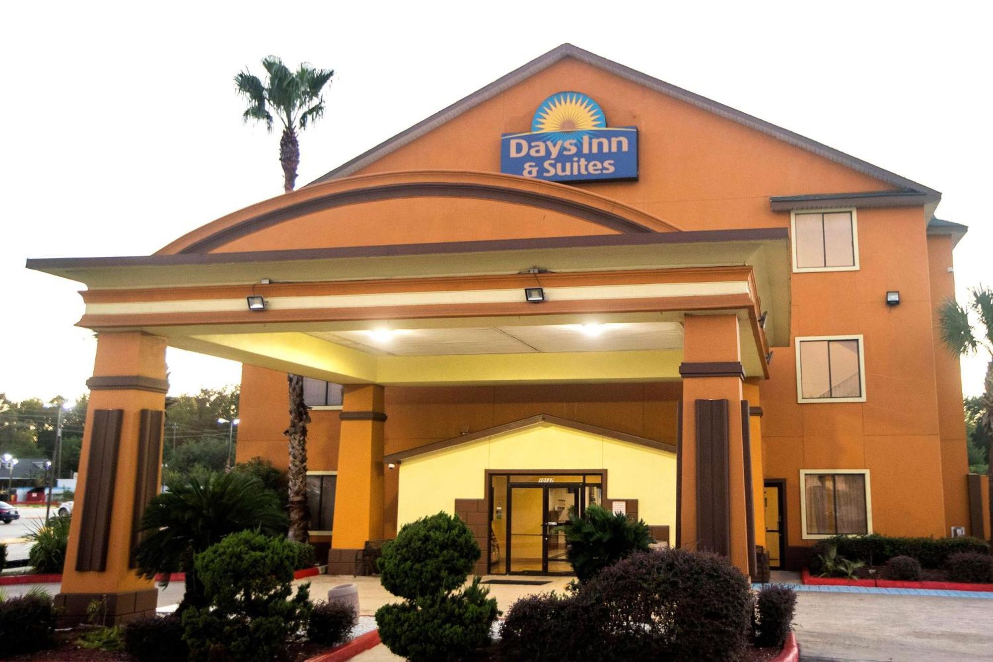 Days Inn & Suites By Wyndham Houston North/Aldine Exteriör bild