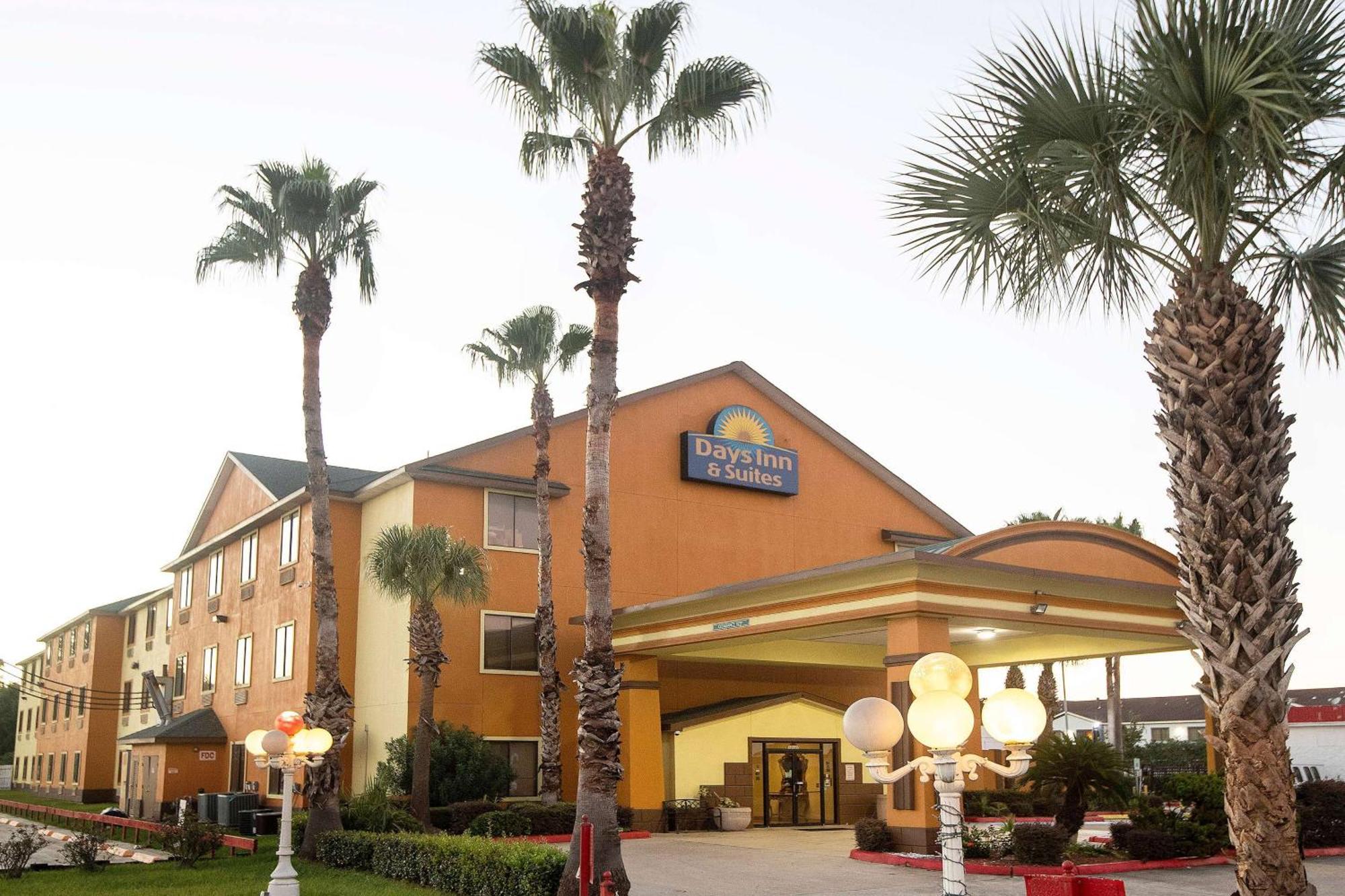 Days Inn & Suites By Wyndham Houston North/Aldine Exteriör bild